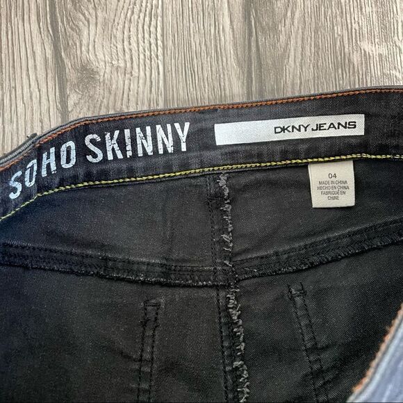 DKNY Jeans Soho Skinny Gray Leopard Cheetah Animal Print Jeans - Picture 6 of 12